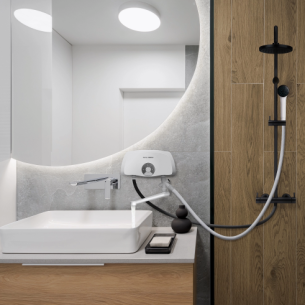 Водонагреватель проточный Royal Thermo SmartFix TS (5,5 kW) - кран+душ